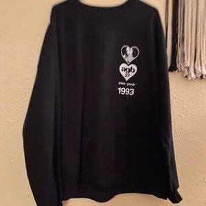 Ariana grande crewneck
